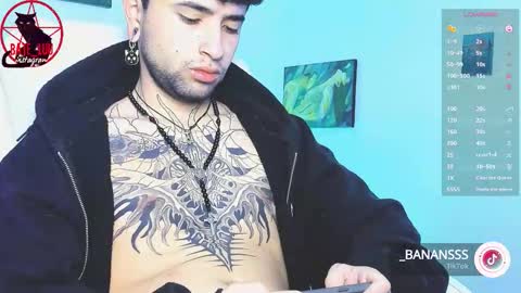 Lunita  online show from November 28, 2025, 1:08 am