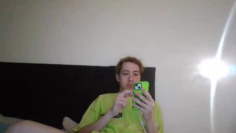 Snapshot of _bbyboy chatting on November 9, 2025, 12:42 am bbyboy online show from November 9, 2025, 12:42 am