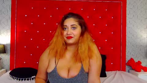 Bella online show from July 3, 2026, 8:48 pm