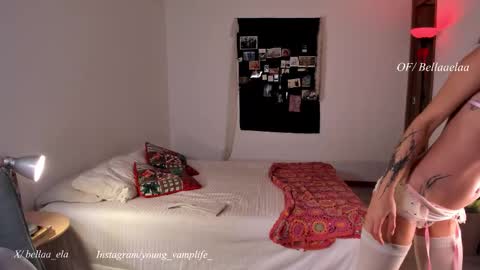 Snapshot of _bellaela chatting on January 16, 2026, 3:10 am Ella online show from January 16, 2026, 3:10 am