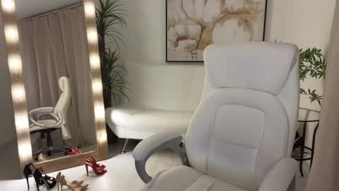 Snapshot of _beylly chatting on February 12, 2025, 4:33 am Beylly online show from February 12, 2025, 4:33 am