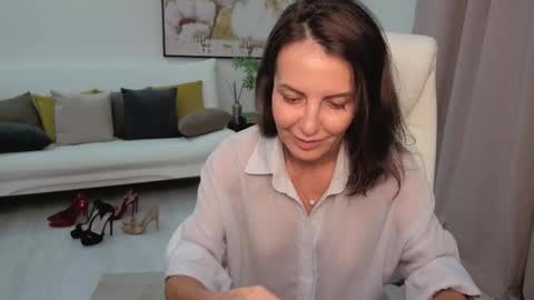 Snapshot of _beylly chatting on September 14, 2025, 4:39 pm Beylly online show from September 14, 2025, 4:39 pm