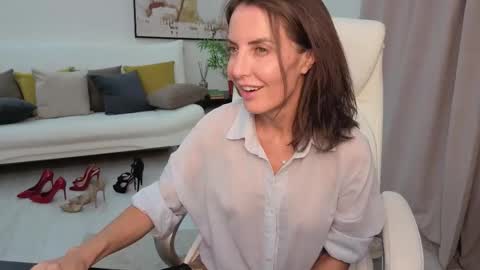 Snapshot of _beylly chatting on September 24, 2025, 3:48 pm Beylly online show from September 24, 2025, 3:48 pm