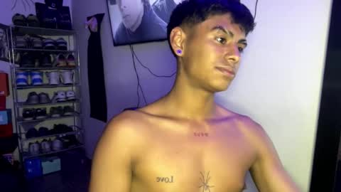 _billowy_ online show from November 14, 2025, 4:33 am