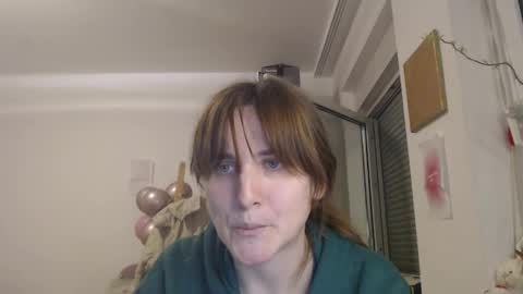 Snapshot of _biscotti_ chatting on February 25, 2025, 7:36 pm _biscotti_ online show from February 25, 2025, 7:36 pm