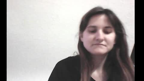 Snapshot of _biscotti_ chatting on October 6, 2025, 5:43 pm _biscotti_ online show from October 6, 2025, 5:43 pm