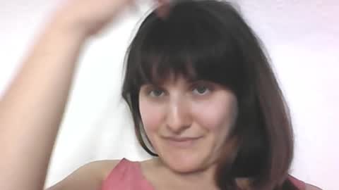 Snapshot of _biscotti_ chatting on December 17, 2025, 6:47 pm _biscotti_ online show from December 17, 2025, 6:47 pm