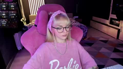 Olivia Subscribe to my Fansly -   online show from May 7, 2026, 11:21 pm