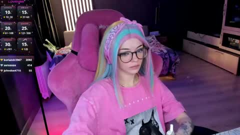 Olivia Subscribe to my Fansly -   online show from May 15, 2026, 11:45 pm