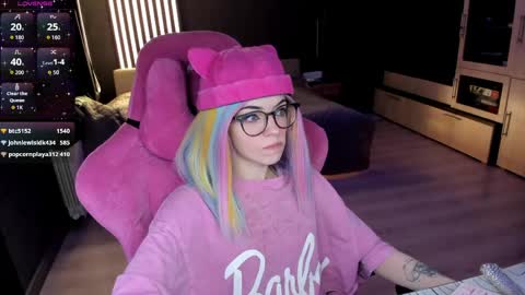 Olivia Subscribe to my Fansly -   online show from May 26, 2026, 11:34 pm