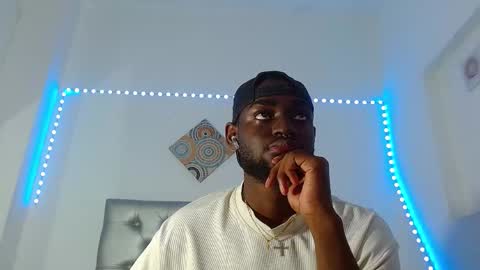 Snapshot of _black_stallion chatting on November 21, 2025, 7:01 pm Andrew online show from November 21, 2025, 7:01 pm