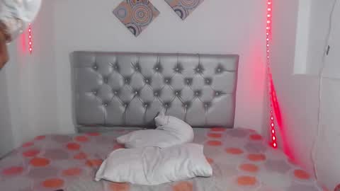 Snapshot of _black_stallion chatting on December 4, 2025, 7:11 pm Andrew online show from December 4, 2025, 7:11 pm