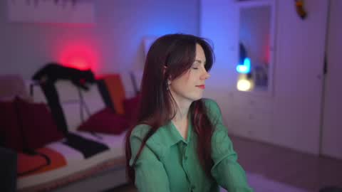 Snapshot of _blackbee_ chatting on February 20, 2026, 6:26 am Lili online show from February 20, 2026, 6:26 am