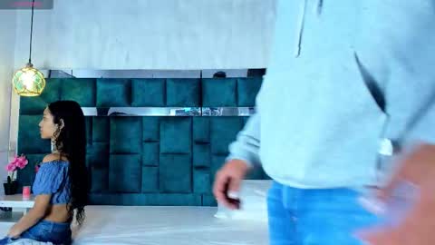 _bonnyandclyde online show from March 24, 2026, 1:05 pm