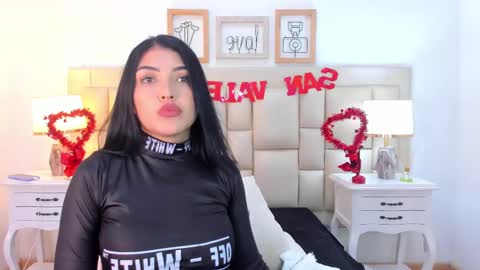 Snapshot of _brenda_becker chatting on February 13, 2025, 7:42 pm Brenda online show from February 13, 2025, 7:42 pm