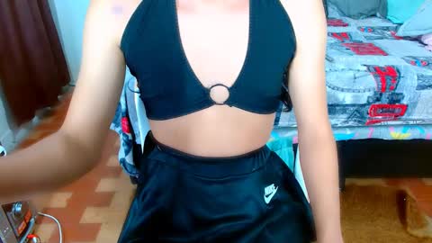 Snapshot of _briaann_ chatting on February 17, 2025, 4:04 pm Briana online show from February 17, 2025, 4:04 pm