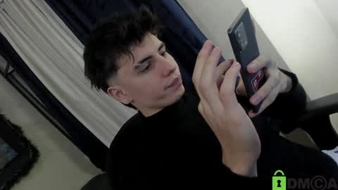 Snapshot of _broken_47 chatting on December 16, 2024, 6:43 am FELIPE CAMACHO    dont forget to support me with a little hand up online show from December 16, 2024, 6:43 am