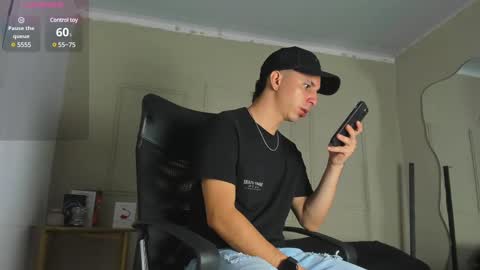 Snapshot of _bruno_bs chatting on March 9, 2025, 1:46 am BRUNO online show from March 9, 2025, 1:46 am