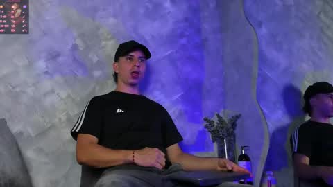 Snapshot of _bruno_bs chatting on October 2, 2025, 9:22 pm BRUNO online show from October 2, 2025, 9:22 pm
