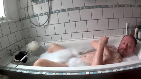 Snapshot of _bunny_x chatting on October 22, 2025, 8:36 am _bunny_x online show from October 22, 2025, 8:36 am