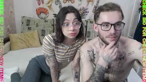 Snapshot of _by_double_sexy_miss_ chatting on March 1, 2025, 6:35 am _by_double_sexy_miss_ online show from March 1, 2025, 6:35 am