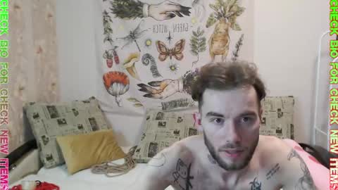 Snapshot of _by_double_sexy_miss_ chatting on March 1, 2025, 7:15 pm _by_double_sexy_miss_ online show from March 1, 2025, 7:15 pm