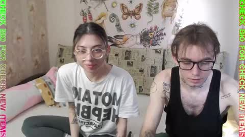 Snapshot of _by_double_sexy_miss_ chatting on March 6, 2025, 4:52 am _by_double_sexy_miss_ online show from March 6, 2025, 4:52 am