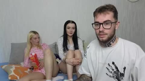 Snapshot of _by_double_sexy_miss_ chatting on September 18, 2025, 3:19 am _by_double_sexy_miss_ online show from September 18, 2025, 3:19 am