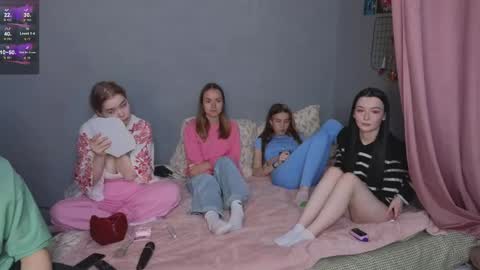 Snapshot of _by_double_sexy_miss_ chatting on March 31, 2026, 8:48 am _by_double_sexy_miss_ online show from March 31, 2026, 8:48 am
