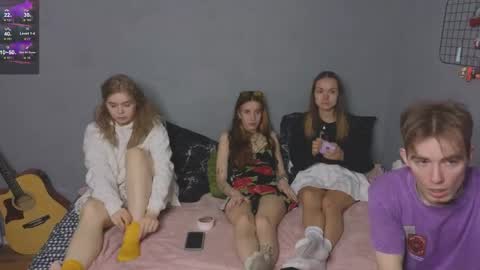 Snapshot of _by_double_sexy_miss_ chatting on April 5, 2026, 7:16 am _by_double_sexy_miss_ online show from April 5, 2026, 7:16 am
