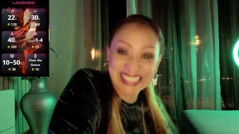 Snapshot of _candela_v chatting on January 10, 2026, 11:31 pm _candela_v online show from January 10, 2026, 11:31 pm