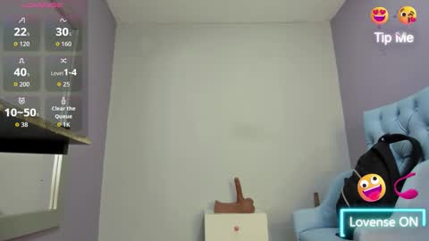  candy jade  online show from November 26, 2025, 11:22 am