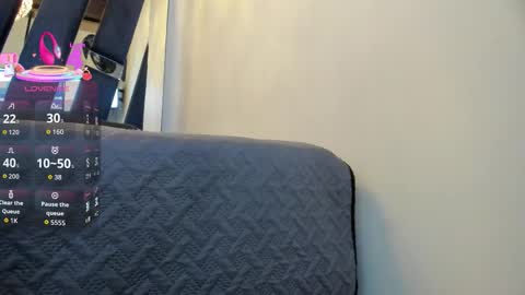 Candy online show from October 31, 2025, 12:06 pm