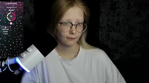 Snapshot of _caramel_milk_ chatting on September 23, 2025, 2:58 am Merlizz online show from September 23, 2025, 2:58 am