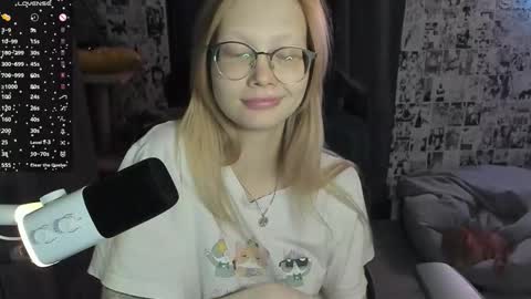 Snapshot of _caramel_milk_ chatting on October 9, 2025, 2:09 am Merlizz online show from October 9, 2025, 2:09 am