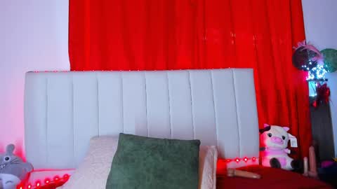 Snapshot of _caro_lyne_ chatting on March 13, 2026, 4:57 pm Carolina online show from March 13, 2026, 4:57 pm