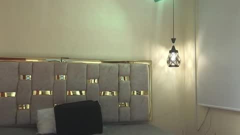 Caroline online show from January 16, 2026, 11:03 am