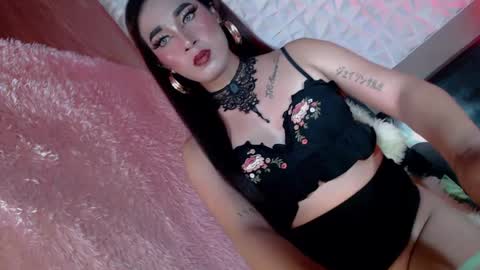 Caroline online show from February 2, 2025, 7:20 am