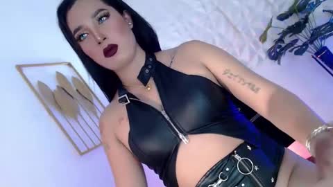 Caroline online show from September 21, 2025, 6:48 am