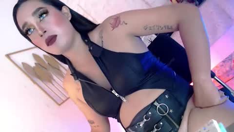 Snapshot of _caroline69 chatting on February 10, 2026, 6:50 am Caroline online show from February 10, 2026, 6:50 am