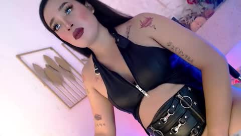 Snapshot of _caroline69 chatting on February 11, 2026, 7:02 am Caroline online show from February 11, 2026, 7:02 am