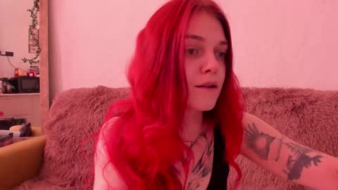 Caroline online show from October 18, 2025, 10:05 am