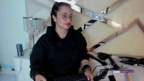 Snapshot of _carolinee_sweet chatting on January 10, 2025, 7:25 am Caroline Sweet online show from January 10, 2025, 7:25 am