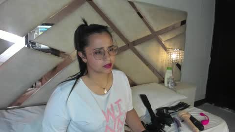 Snapshot of _carolinee_sweet chatting on January 11, 2025, 9:47 am Caroline Sweet online show from January 11, 2025, 9:47 am