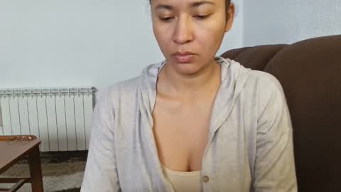 Snapshot of _cattleya1 chatting on February 20, 2025, 2:35 pm cat online show from February 20, 2025, 2:35 pm