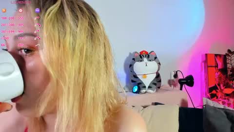 Christina Chris online show from May 27, 2026, 9:06 am