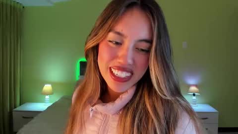 Snapshot of _charlotte_evans_2 chatting on February 17, 2026, 12:51 am Charlote online show from February 17, 2026, 12:51 am