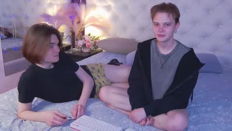 _cheesecake_s online show from December 2, 2025, 1:33 am