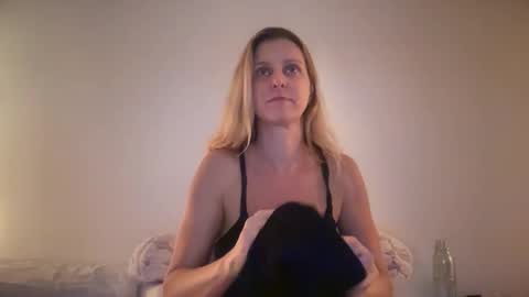 Snapshot of _chelsea___ chatting on February 6, 2026, 5:01 am Chelsea xo online show from February 6, 2026, 5:01 am