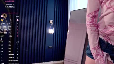 Snapshot of _chillbacca_ chatting on February 6, 2026, 12:30 pm _chillbacca_ online show from February 6, 2026, 12:30 pm